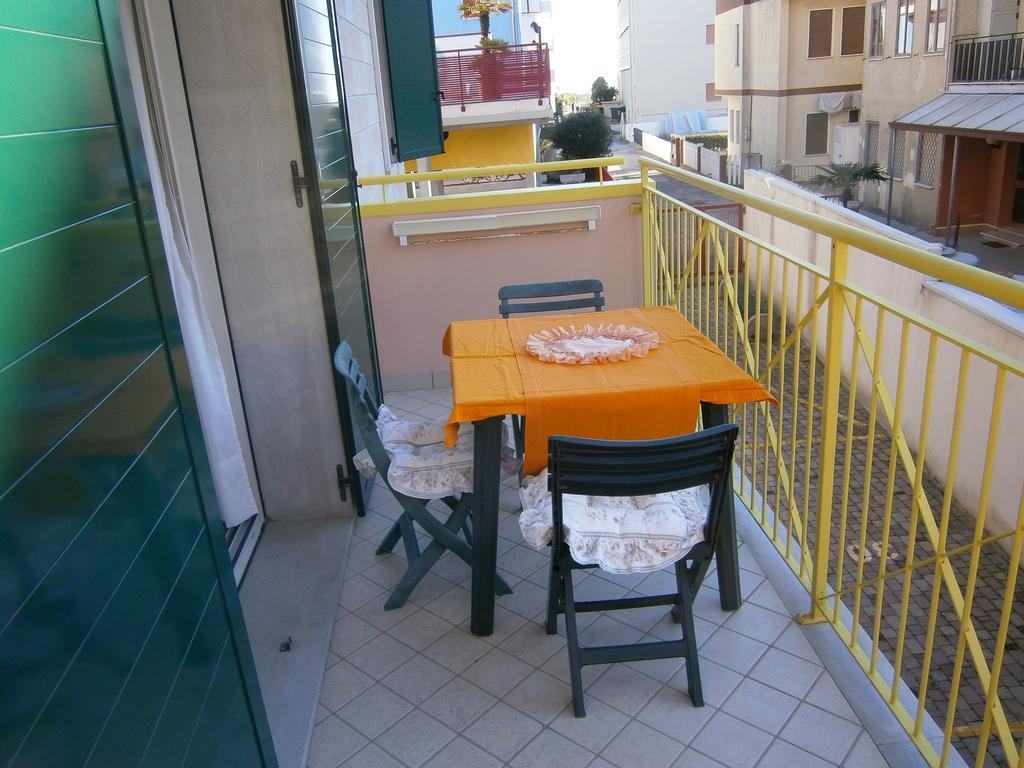 Residence Soleil - Agenzia Cocal Caorle Buitenkant foto