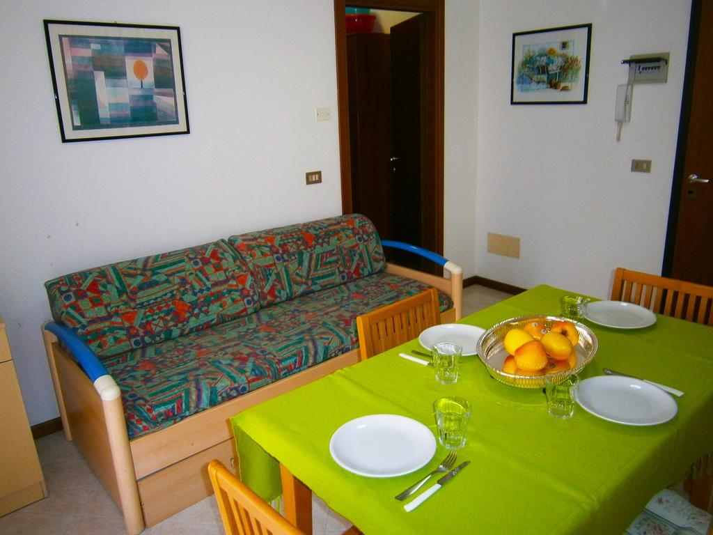 Residence Soleil - Agenzia Cocal Caorle Buitenkant foto